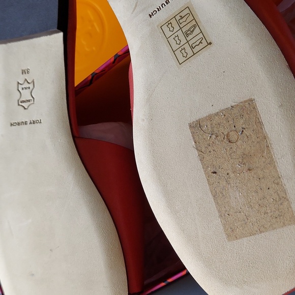Tory Burch Women's Eleanor Slide Sandals. Check pictures well. Like new - Picture 7 of 8